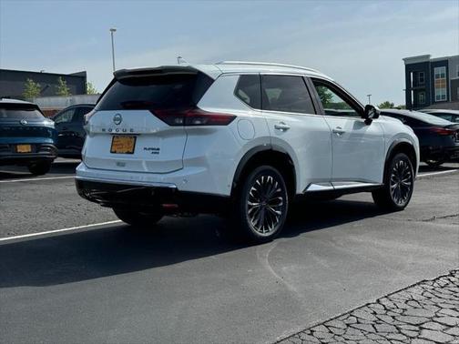 2025 Nissan Rogue Platinum