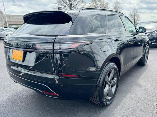 2025 Land Rover Range Rover Velar P250 SE R-Dynamic