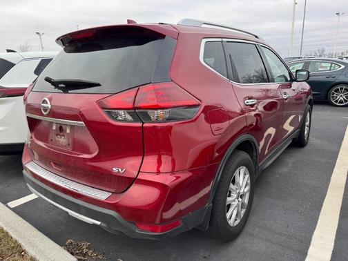 2018 Nissan Rogue SV