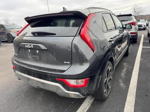 2023 Kia Niro Touring