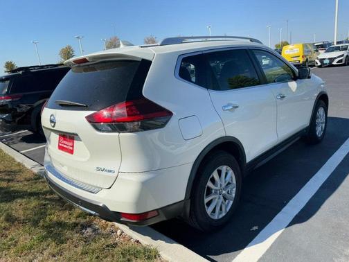 2018 Nissan Rogue SV