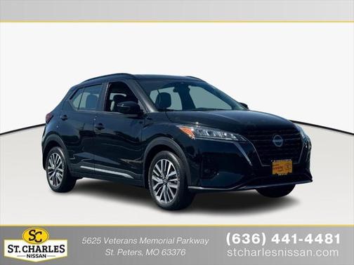 2023 Nissan Kicks SR