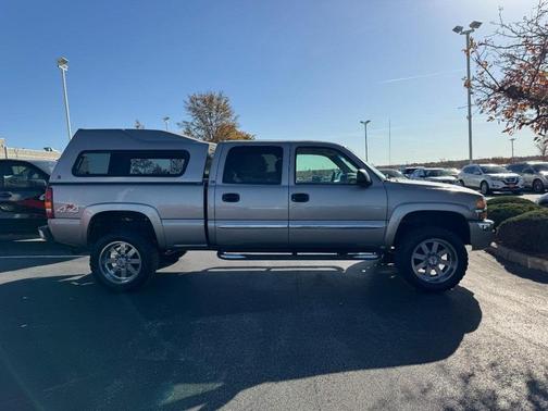2003 GMC Sierra 1500 SLE HD Crew Cab