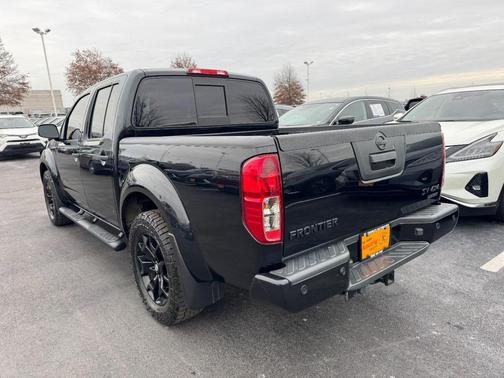 2021 Nissan Frontier SV