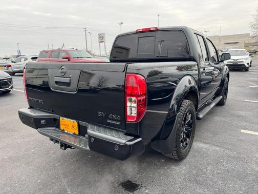 2021 Nissan Frontier SV