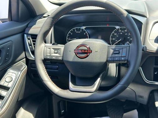Boulder Gray Pearl 2026 Nissan Rogue Rock Creek