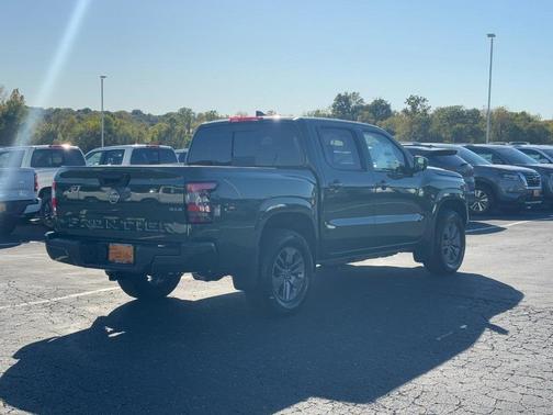 2026 Nissan Frontier SV