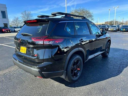 Super Black 2026 Nissan Rogue Rock Creek