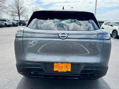 2025 Nissan Murano SV