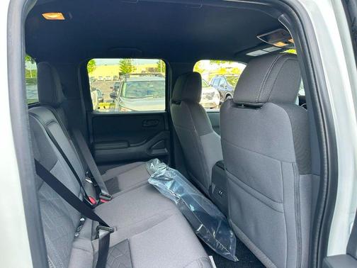 Glacier White 2026 Nissan Frontier SV