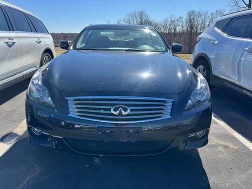 2014 INFINITI Q60 Base