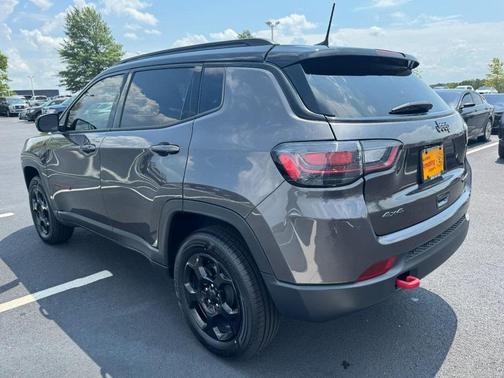 2023 Jeep Compass Trailhawk