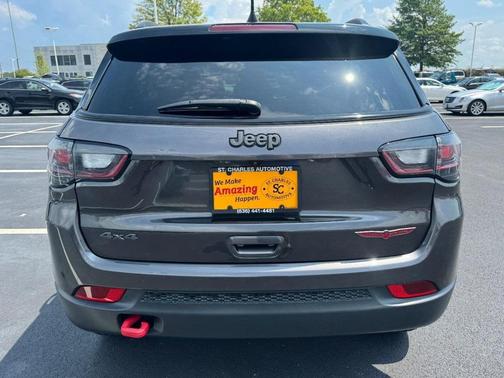 2023 Jeep Compass Trailhawk
