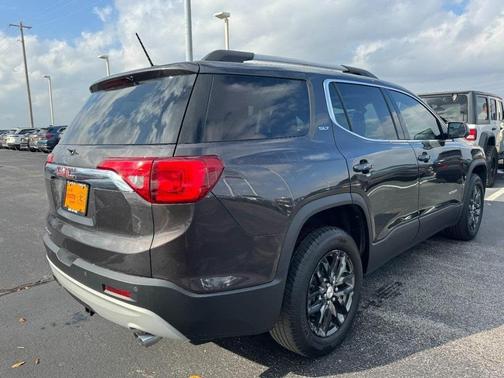 2018 GMC Acadia SLT-1