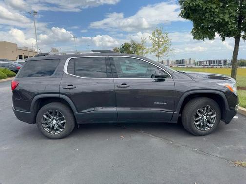 2018 GMC Acadia SLT-1