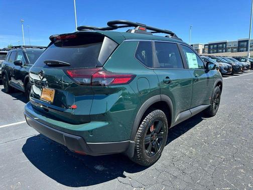 Obsidian Green 2026 Nissan Rogue Rock Creek