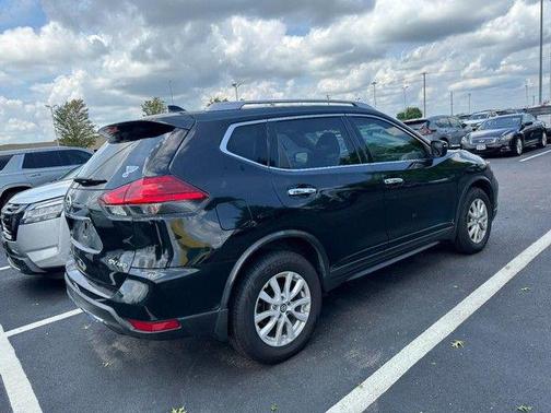 Magnetic Black 2017 Nissan Rogue SV