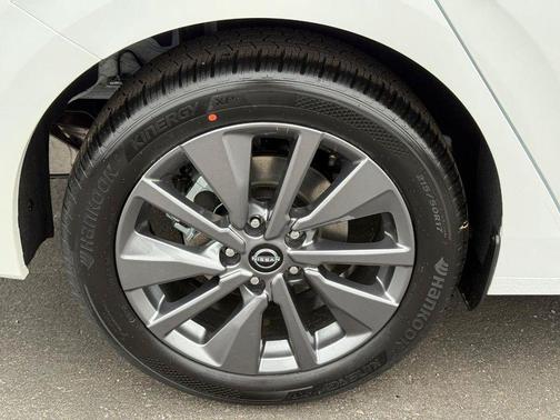 Aspen White Tricoat 2026 Nissan Sentra SL