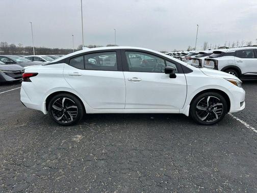 2025 Nissan Versa 1.6 S