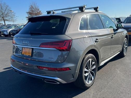 2024 Audi Q5 45 S line Premium Plus