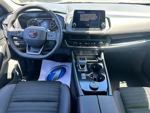 Everest White Pearl Tricoat 2026 Nissan Rogue Rock Creek