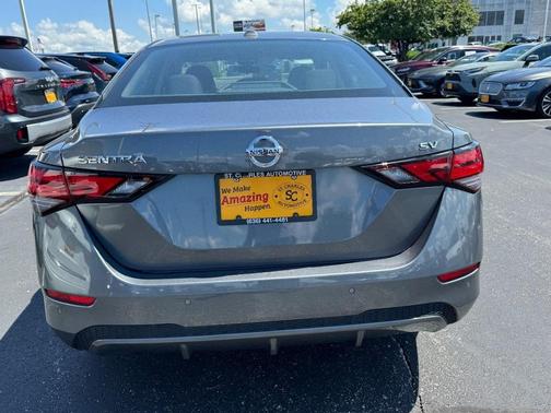 2022 Nissan Sentra SV
