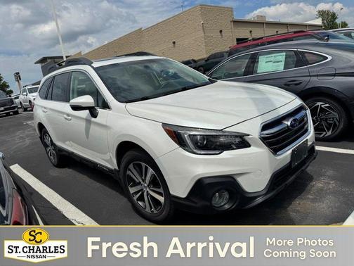 Crystal White Pearl 2018 Subaru Outback 2.5i Limited