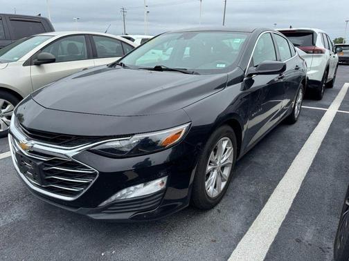 Mosaic Black Metallic 2021 Chevrolet Malibu FWD LT