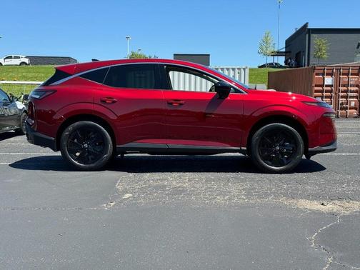 2025 Nissan Murano SV
