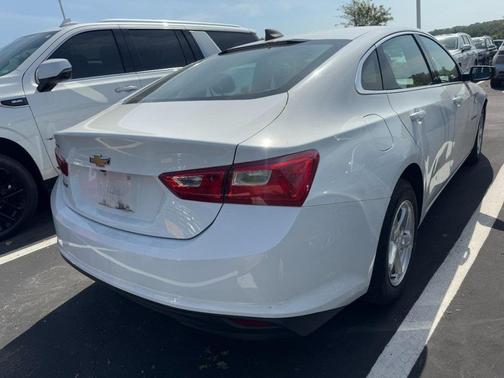 2017 Chevrolet Malibu 1LS