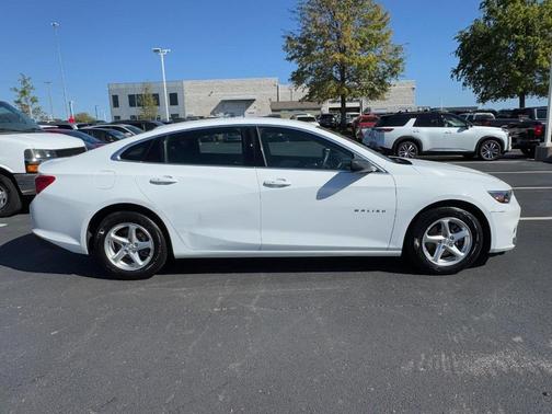 2017 Chevrolet Malibu 1LS