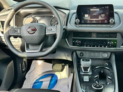 Super Black 2026 Nissan Rogue Rock Creek