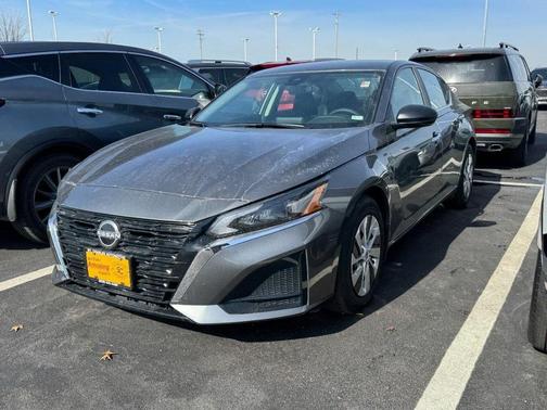 2025 Nissan Altima S FWD