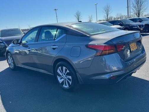 2025 Nissan Altima S FWD