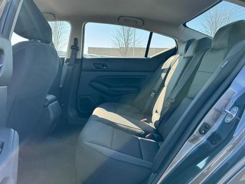 2025 Nissan Altima S FWD