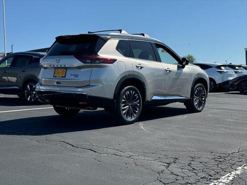 2025 Nissan Rogue Platinum