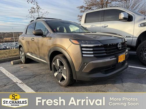 2025 Nissan Kicks SR