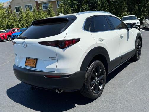Snowflake White Pearl Mica 2022 Mazda CX-30 2.5 Turbo Premium Package