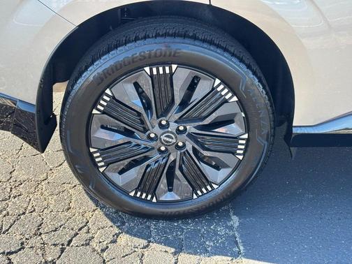 2025 Nissan Murano Platinum