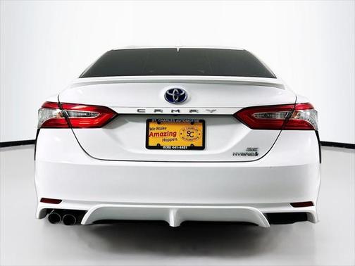 2019 Toyota Camry Hybrid XLE