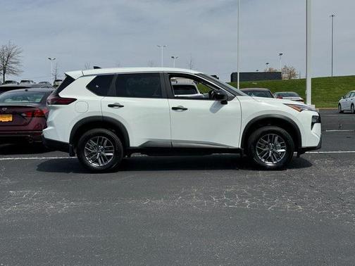 2025 Nissan Rogue S