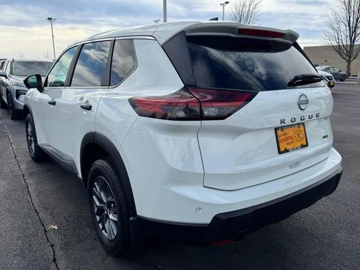 2025 Nissan Rogue S