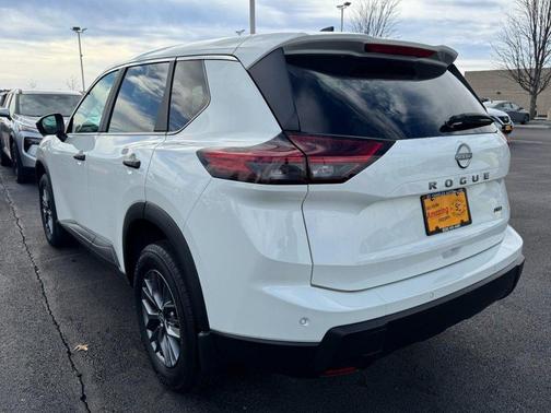 2025 Nissan Rogue S