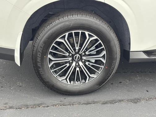 2026 Nissan Armada Platinum