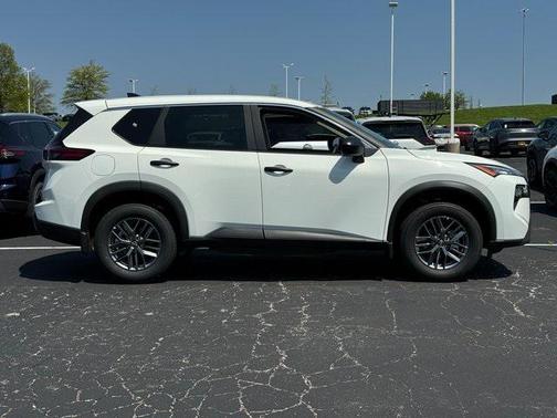 2025 Nissan Rogue S