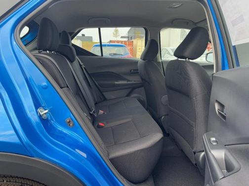 2025 Nissan Kicks S