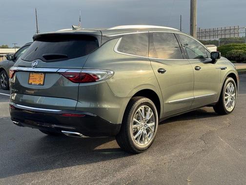 2023 Buick Enclave Essence FWD