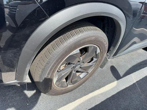 Super Black 2026 Nissan Rogue SV