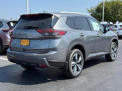 2025 Nissan Rogue SL