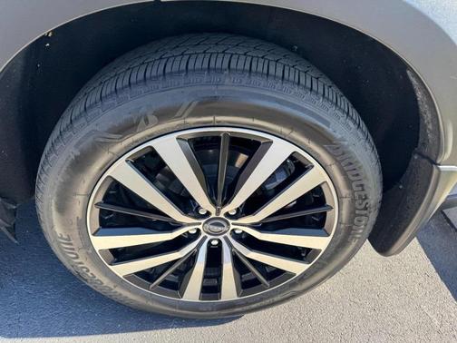 2024 Nissan Pathfinder Platinum 4WD